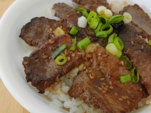 スタミナ焼き肉丼